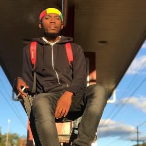 Meet your Posher, Deshaun